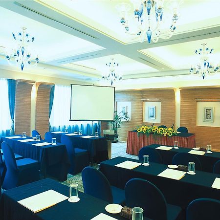 Okura Garden Hotel Shanghai Business bild